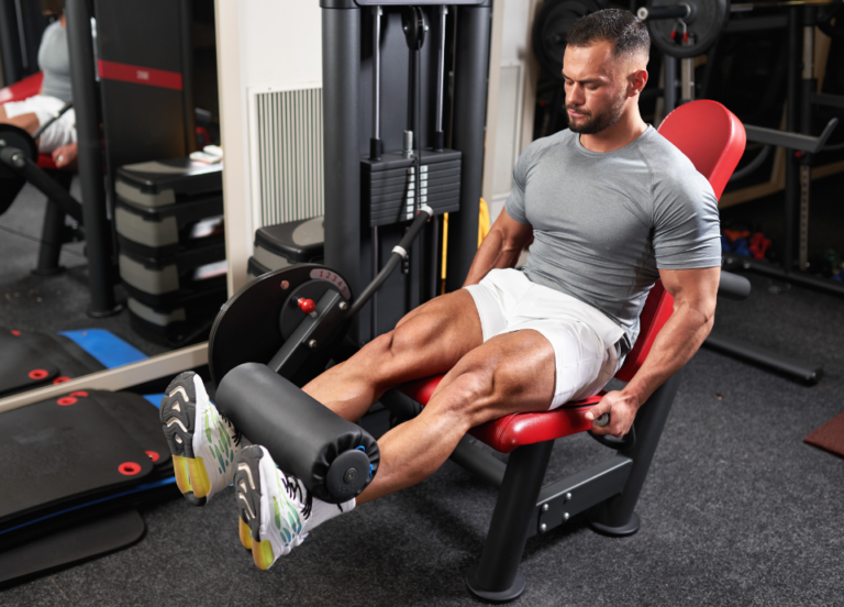 Seated-Leg-Extension